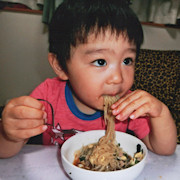 手で食べても うまいモンは うまいっちゅーねん